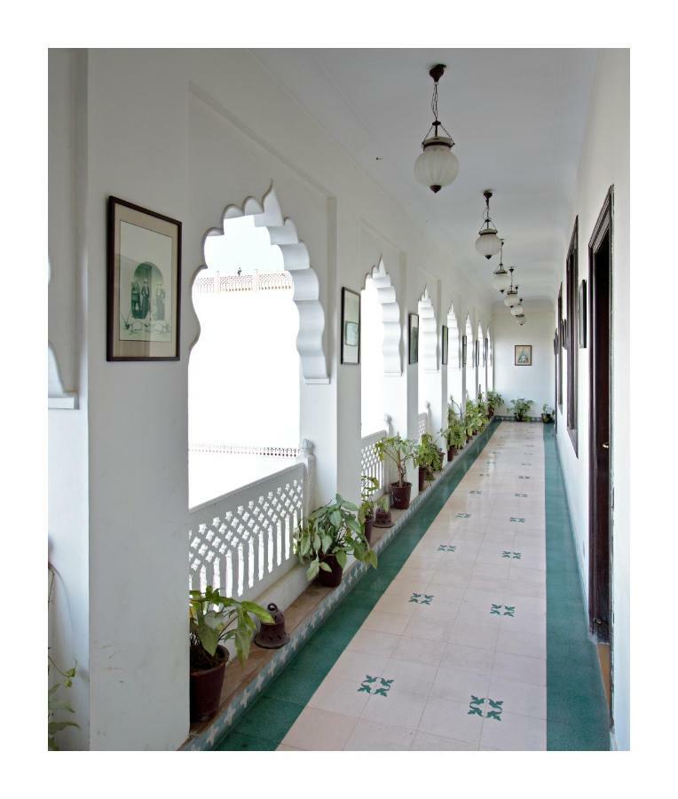 Heritage Khandwa Haveli Hotel Jaipur Exterior photo